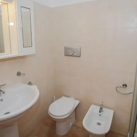 Villa Welcomely - Chiara *